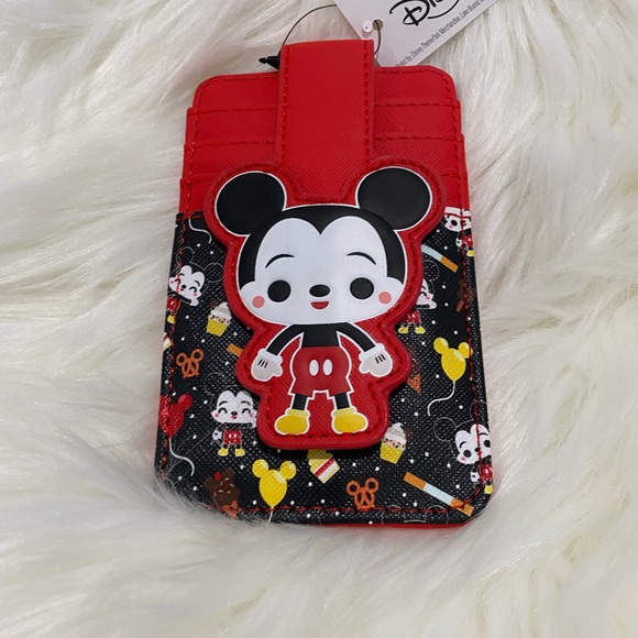 NWT Mickey Mouse Disney Parks Food Icons Card Wallet - Picture 2 of 5